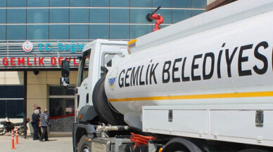 Gemlik Belediyesi’nden kurumlara dezenfeksiyon desteği