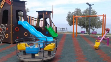 Burhaniye Yeni Oyun Parklarına Kavuşuyor