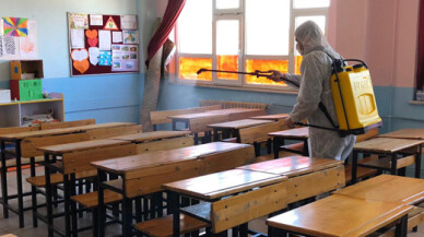 Burhaniye’de LGS öncesi okullar dezenfekte edildi
