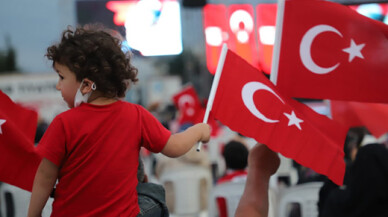 Binlerce Kocaelili 15 Temmuz şehitlerini saygıyla andı