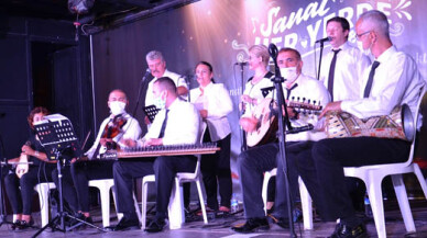 Yaz konserleri ile Bursalılar moral buldu