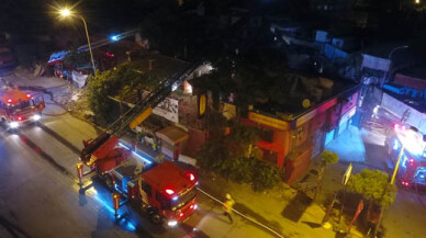 Kartal'da işyeri yangını