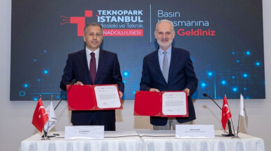 Vali Yerlikaya: “Türkiye’nin İlk Siber Lisesi Hayırlı Olsun”