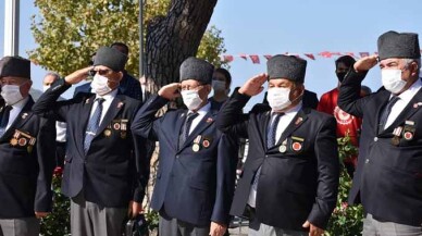 Şanlı kurtuluşun 98. yılı kutlandı