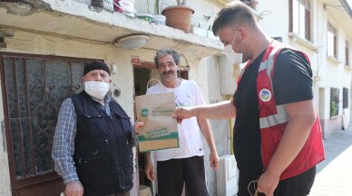 Sakarya Büyükşehir Belediyesi yaklaşık 8 milyon maske dağıttı