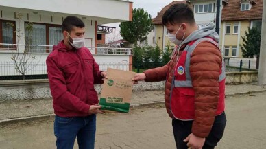 Sakarya'da 'Her Eve Maske' dağıtımı sürüyor