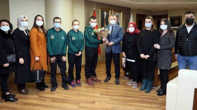 'Başarınızla gurur ve mutluluk duyuyorum'