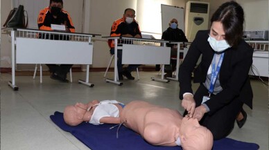 Kocaeli Mahalle Afet Gönülleri Derneği üyelerine ilk yardım eğitimi verildi