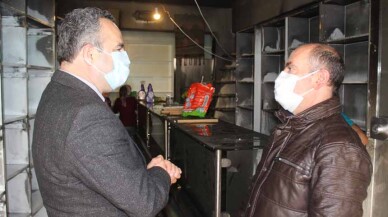 Dükkanı Yanan Esnafa Burhaniye Belediyesi Destek Oldu