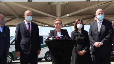'Gümrük Kapılarında 1 Dakika Bile Kaybetme Lüksümüz Yok'
