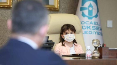Başkan Büyükakın, makamını 2. sınıf öğrencisi Atalay’a bıraktı