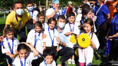 Kadıköy Belediyesi Amazfit Cadde 10K Koşusu ve Spor Festivali başladı