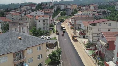 Gölcük’teki iki önemli caddede üstyapı çalışması