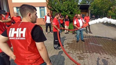 Kocaeli İtfaiyesinden İHH’ya yangın eğitimi