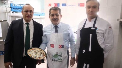 Rektör Cebeci GASTROFISH Projesi İçin Mutfağa Girdi