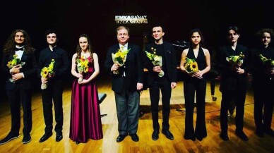 Ege Dikbıyık “ENKA Sahne Gala Konseri”nde sahne aldı