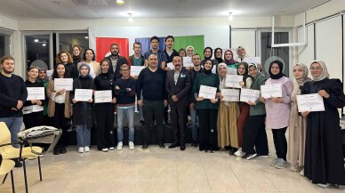 ‘Bursa Edebiyat ve Yazı Kampı’ sona erdi