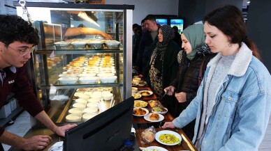 Kampüs Öğrenci Lokantası yoğun ilgi görüyor