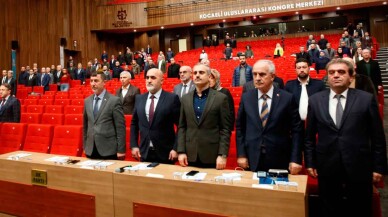 Kocaeli'nde depremzedelere ücretsiz ulaşım kartları verilecek