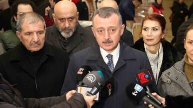 Başkan Büyükakın: 85 araç ve 372 personelle afet bölgesindeyiz