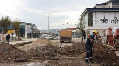 Kirişhane ve Cumhuriyet Caddelerinde altyapının ardından asfalt hazırlığı başladı