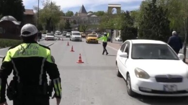 Tatilin ilk 5 gününde toplam 3 bin 71 trafik kazasında 38 kişi hayatını kaybetti