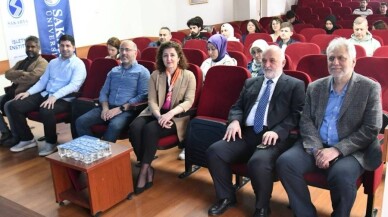 SAÜ'de TÜİK Verileri İle Araştırma Fırsatları konferansı düzenlendi