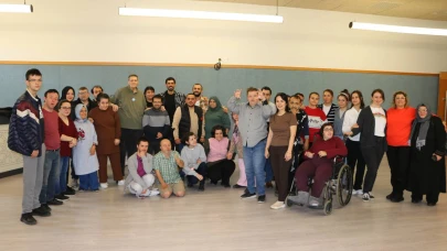 Sakaryalı Kürşat Gürel, öğrencilere unutulmaz anlar yaşattı