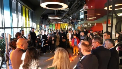 Seher Yalkın’ın “Yöremin İnsanları” sergisi Ofis Sanat Merkezi’nde kapılarını açtı