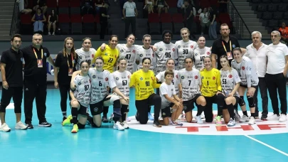 Bursa’nın Sultanları Ortahisar’ı farklı yenerek finale yükseldi