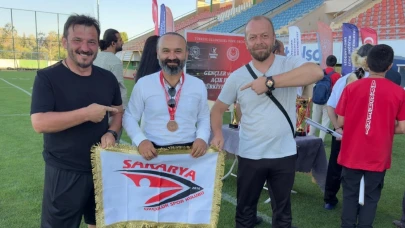 Sakarya Okçuluk SK sporcusu 99 elit sporcu arasından ilk üçe girdi