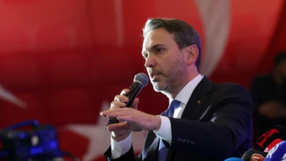 Bayraktar: Hedefimiz 2025’te Türkiye'nin ilk nükleer santralinden elektriğin üretilmesi