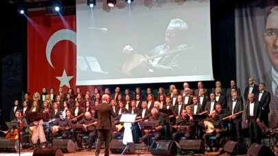 MEB Türk Halk Müziği Korosu Unutulmaz Anlar Yaşattı