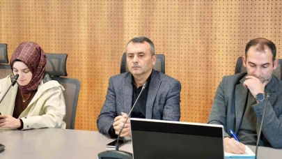 SAÜ’de yeni eğitim modeli tartışıldı