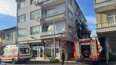 Ocak açık unutuldu, ekipler eve pencereden girdi