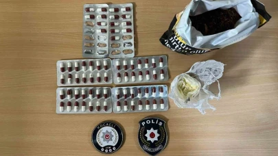 3 kişinin üstünde 71 sentetik ecza hap ele geçirildi