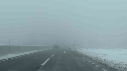 Bolu Dağı’nda kar ve sis etkili oluyor