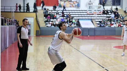 Sakarya Büyükşehir Basketbol, Beylikdüzü’ne Karşı Kritik Galibiyet Aldı: 68-54
