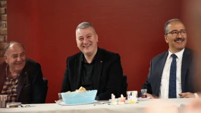 Başkan Osman Çelik, Muhtarlarla İftar Programında Buluştu