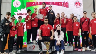 Körfez'in Gururu Karateciler Bursa'dan Madalyalarla Döndü: Hedef Balkan Şampiyonluğu!