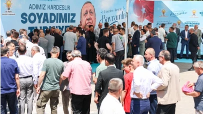 AK Parti Sakarya’da Bayramlaşma Coşkusu