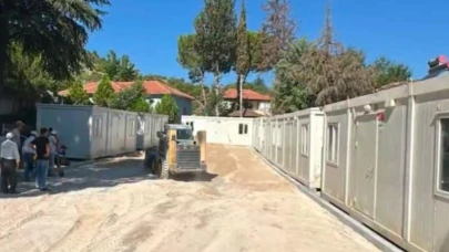 Sındırgı Alacaatlı köyünde konteyner kurulumları sürüyor