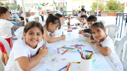 Sanat Küçükçekmece'nin sokaklarına taşındı