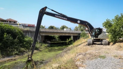 Çark Deresi ve çevresi için kapsamlı temizlik çalışmaları devam ediyor