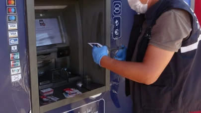 Çalıntı 60 kartla ATM'yi boşaltacaktı, başaramayınca cihaza zarar verdi