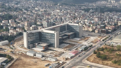 Bursa'nın en büyük acil servisli hastanesi açılmak için gün sayıyor