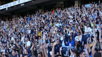 Fenerbahçe'de taşınmazlar üzerinde yönetime yetki veren maddeler oy çokluğuyla reddedildi