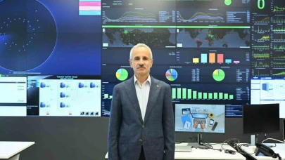 Uraloğlu: Fiber uzunluk, 2025 yılı üçüncü çeyreğinde yaklaşık 657 bin kilometreye ulaştı