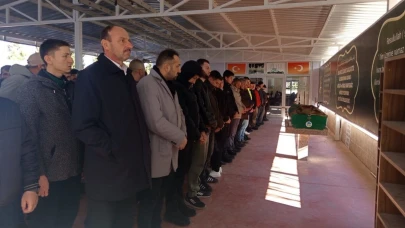 Pencereden düşerek hayatını kaybeden 8. sınıf öğrencisi son yolculuğuna uğurlandı