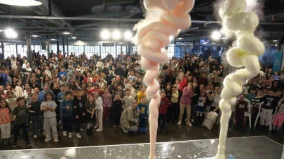 Yarıyıl tatilinde Bilim Merkezi’nde eğlence dorukta